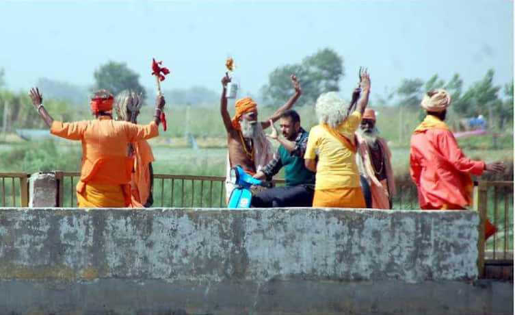 Salman khan spotted with alleged girlfriend Lulia Vantur