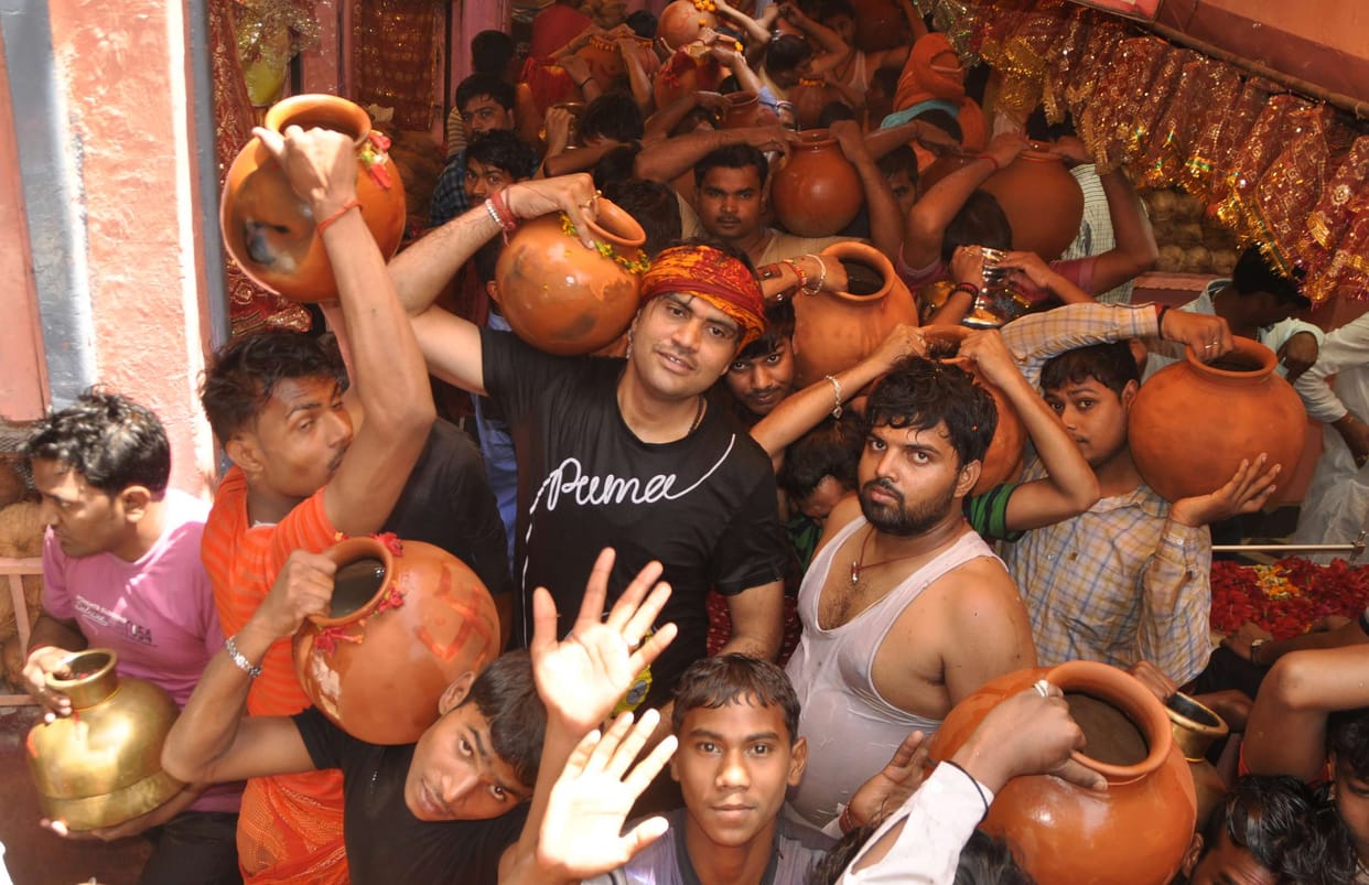 Vindhyachal temple devotees washed