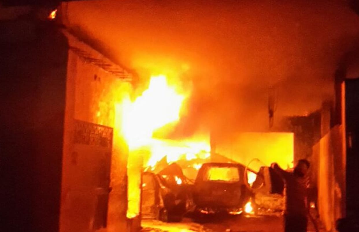 Mother with two children burn alive in fire