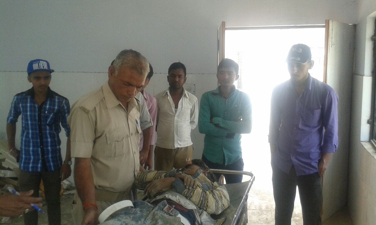btech student died in road accident