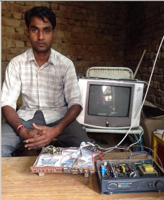 bashindey, rajinder singh, hisar boy rajinder singh, hisar, haryana, weird people