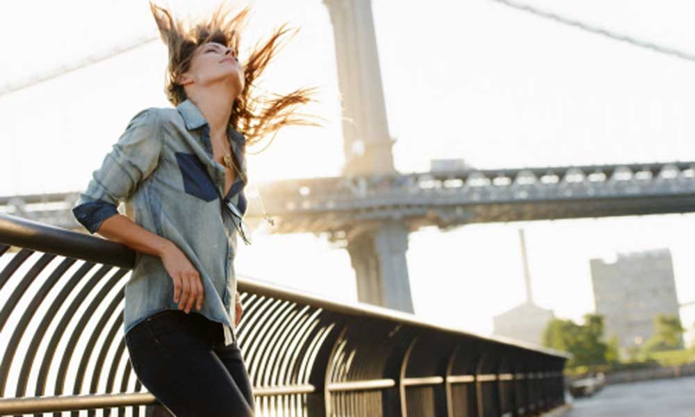 these 7 fabrics you must avoid in summers