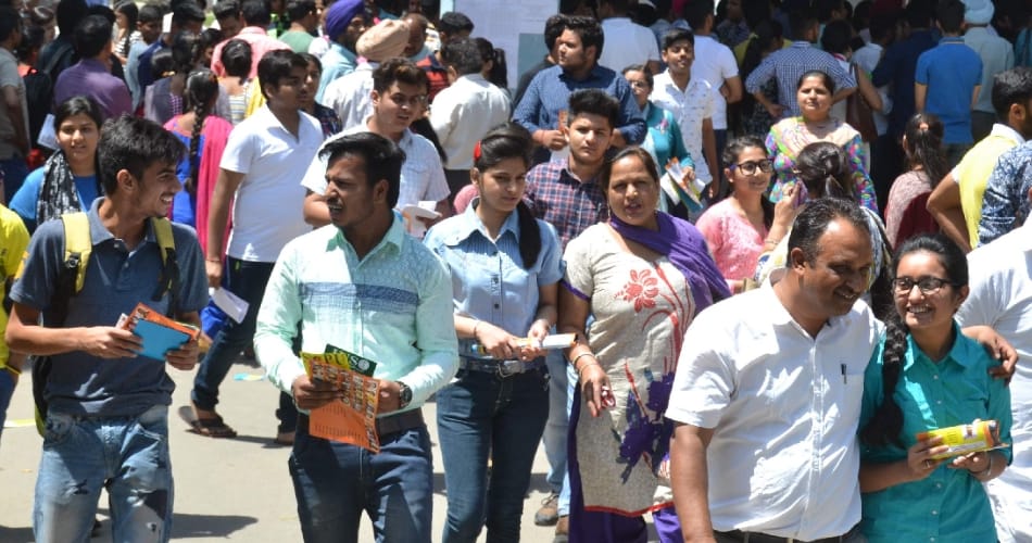 law enterence test, punjab university, written test, ba, bcom, student, pu, chandigarh