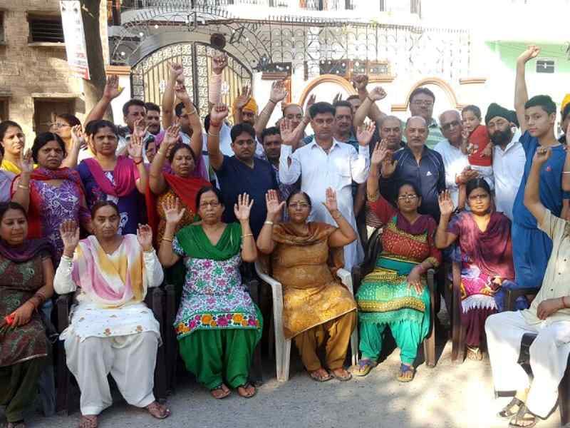 protest, mobile tower, pathankot