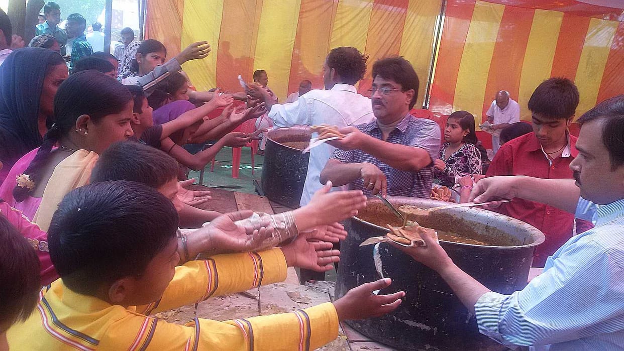  Mangala Devi court Devotees thronging