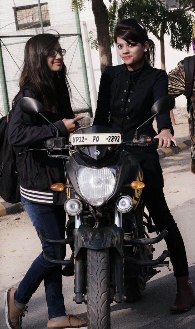 girl bike riders in lucknow city