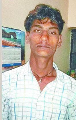 headmaster was hit on the bridge of Kindudha