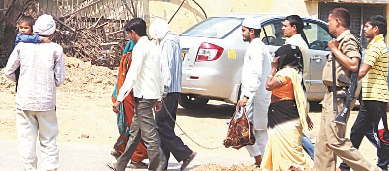 accused behind planning to kill in court campus absconded