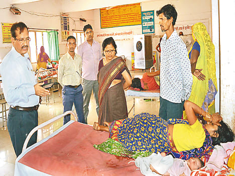 Woman in hospital complaining of extortion