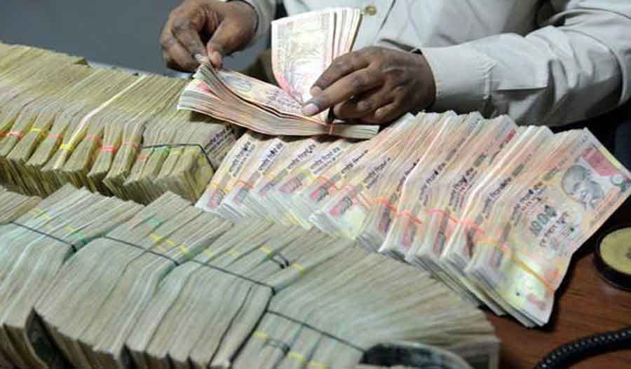 no worry people, researve bank will relaunch 1000 note  with new flavour, colour and design