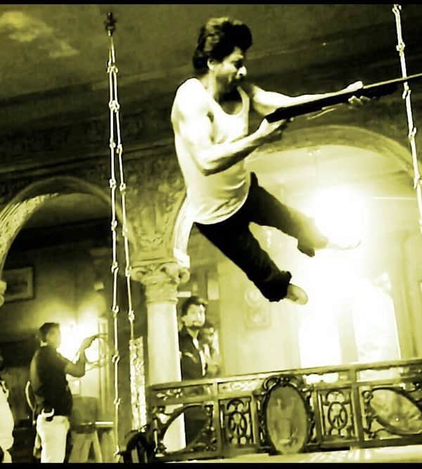  SRK Has Postponed 'Raees' Till Next Year