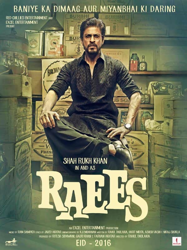  SRK Has Postponed 'Raees' Till Next Year