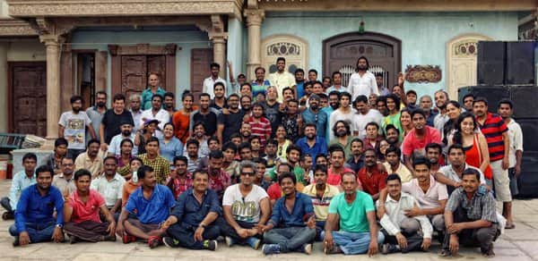  SRK Has Postponed 'Raees' Till Next Year