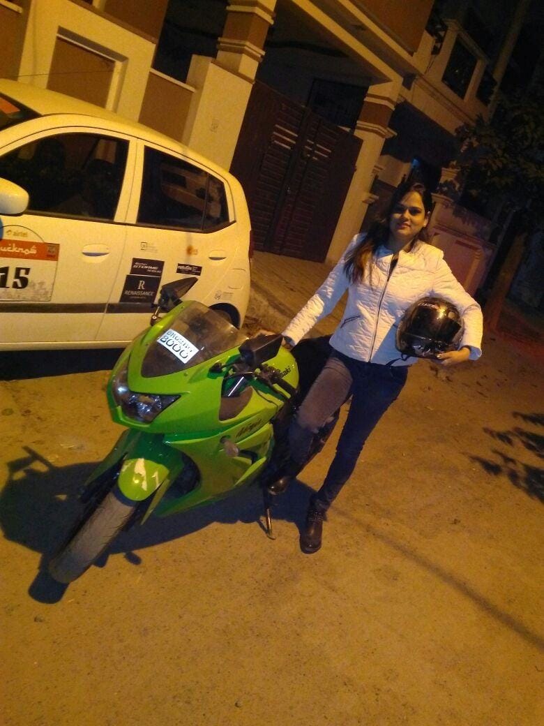girl bike riders in lucknow city