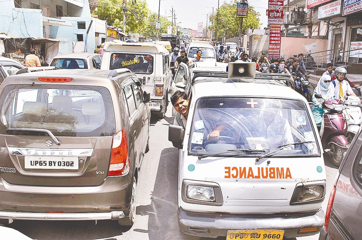 Vehicles running without Fitness Notices Sent To 5118 Car Owners