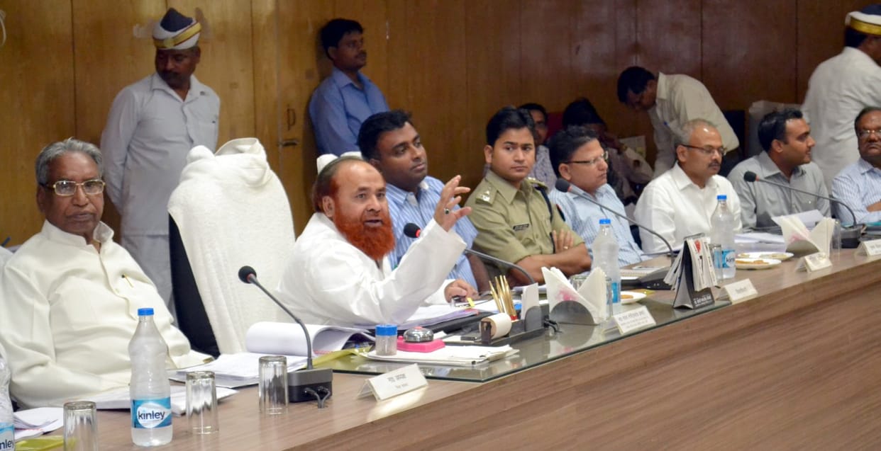 At a meeting of district plan drawn blueprint of development