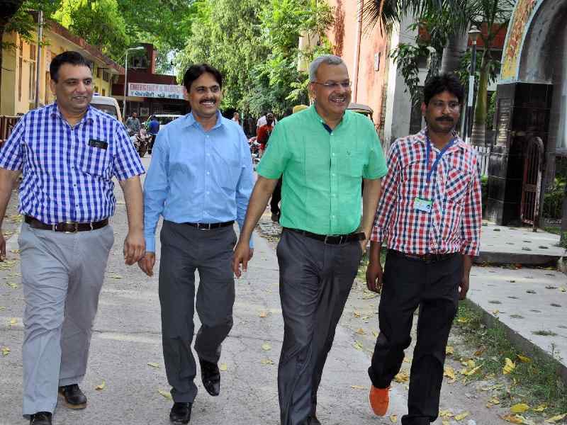 nia team reach at pathankot, investigation, pathankot attack case, pathankot