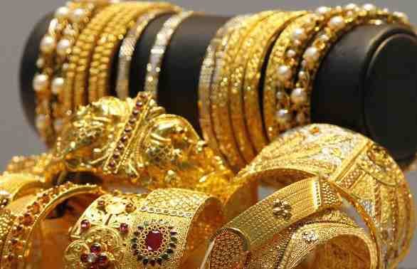 fraud cbi officer cheated gold smith