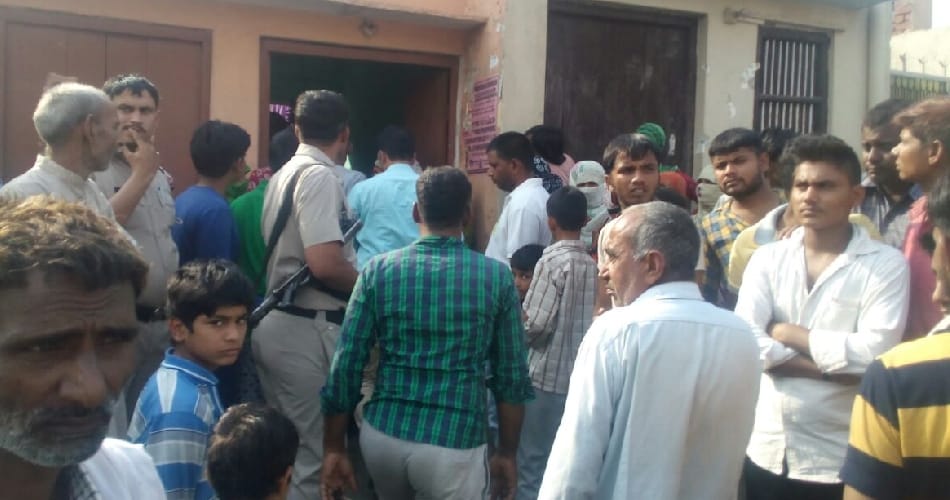 husband murder, husband brutly murder, bahadurgarh murder, dead body cut parts, bahadurgarh