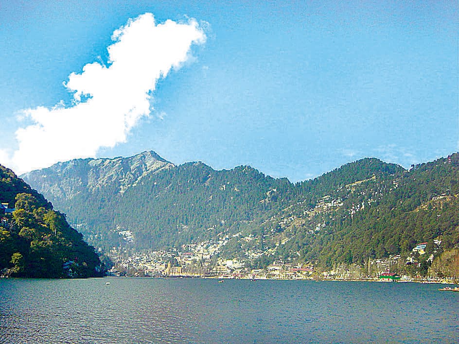 Suspected leakage in Naini Lake