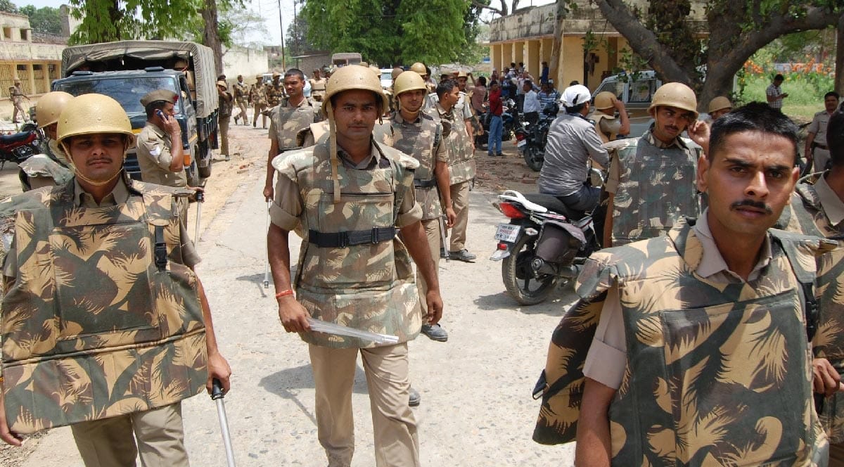 prisoners want to cylinder blast in deoria jail