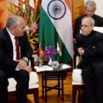 प्रणब पहुंचे पापुआ न्यू गिनी