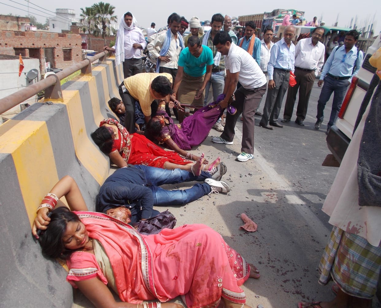 Bolero-truck collision killed four, eight injured