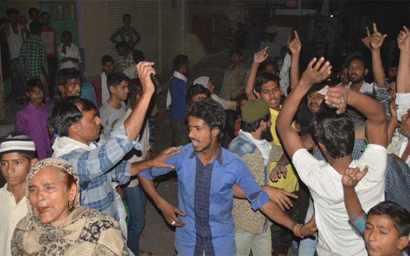one killed in baghpat police firing
