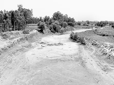 Isn river dry , the water crisis in a hundred villages