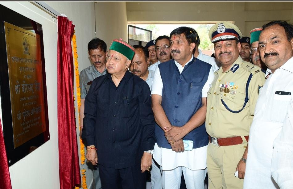jailers will learn comptur in Bangarh 
