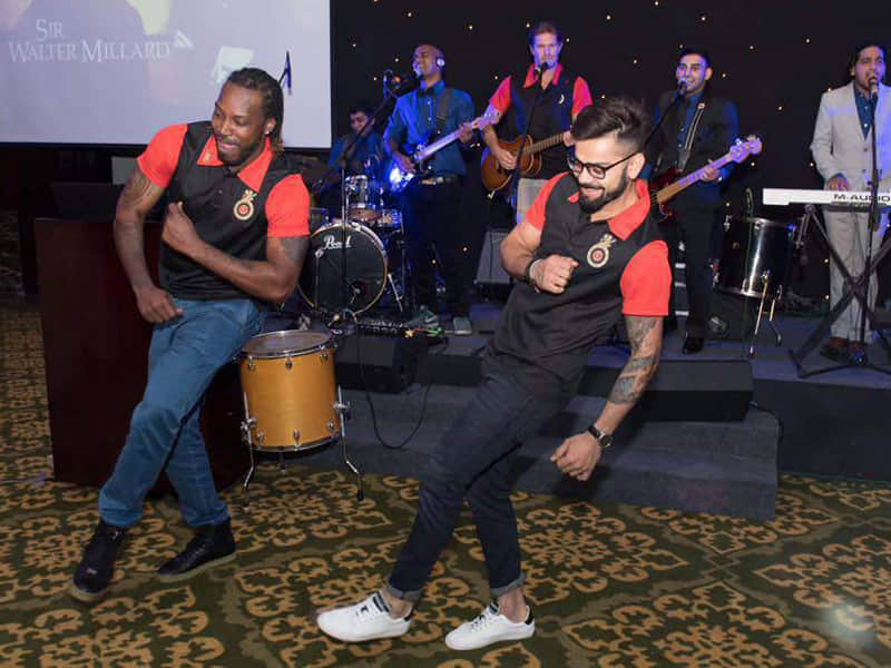 Dance competition between Chris Gayle and Virat Kohli