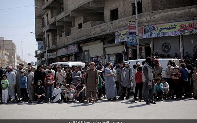 islamic state executes two spies publicly