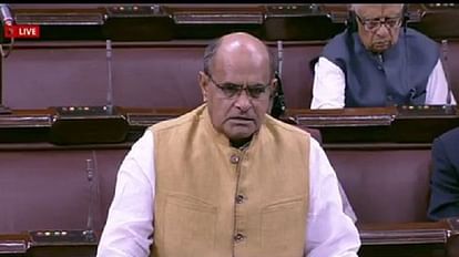 Opposition Meeting : नीतीश विरोधी पोस्टर पर त्यागी बोले- विपक्षी एकता की बात दबाने के लिए भाजपा ने पोस्टर लगाए Opposition Meeting: KC Tyagi targets BJP over poster put up against Nitish Kumar in Bangalore
