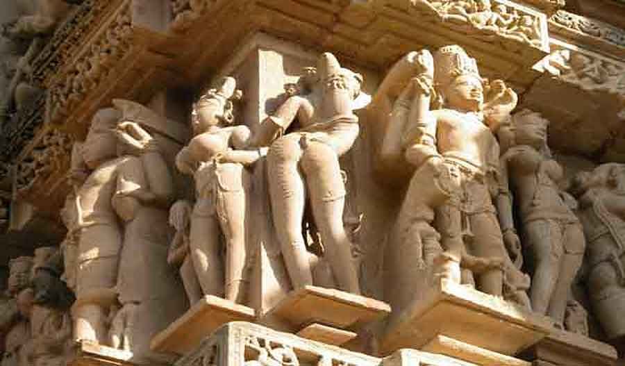 खजुराहो की मिथुन मूर्तियों के 5 ...