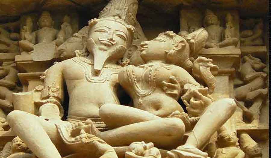 khajuraho temple mystery