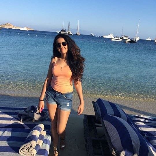 Malvika Raaj turns to model after Kabhi Khushi Kabhie Gham