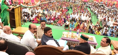 CM virbhadra singh statement for party leader at una.