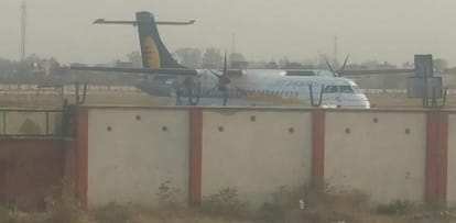 jet airways full emergency landing at amausi airport lucknow