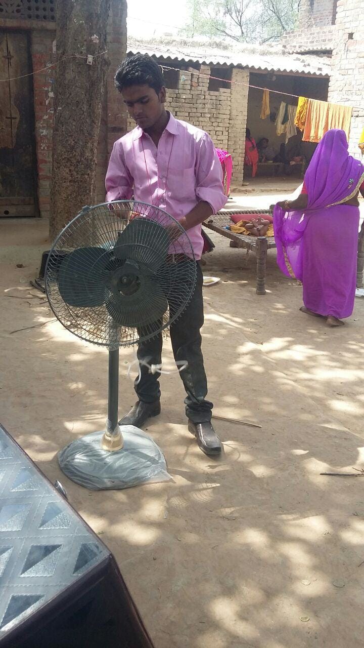 power supply starts in mohanlalganj nearby villages