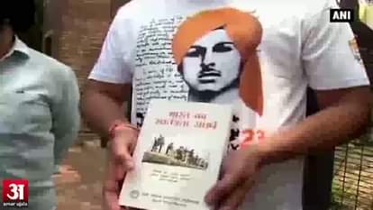 DU textbook labels Bhagat Singh as ‘revolutionary terrorist’
