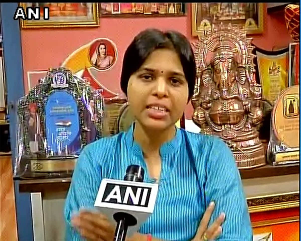 तृप्ति देसाई ने भागवत को लिखा पत्र