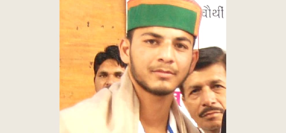 vishal bhardwaj from bilaspur will play in pro-kabaddi league.