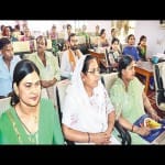 नगर पालिका सभागार में पोषण मिशन की कार्यशाला में शामिल आंगनबाड़ी