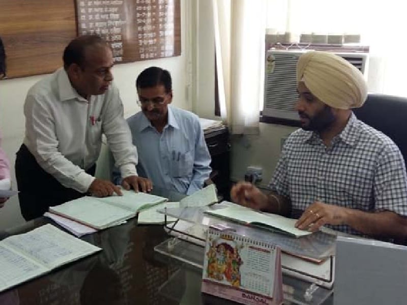 Government offices, nine officers, 18 employees absent, DC, checking, Sangrur