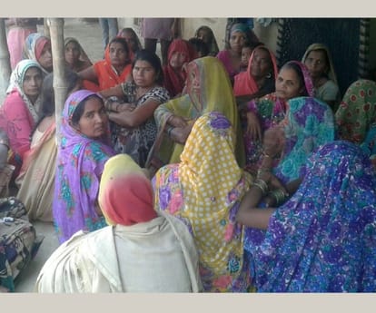 One died and three injured in an accident in raebareli.