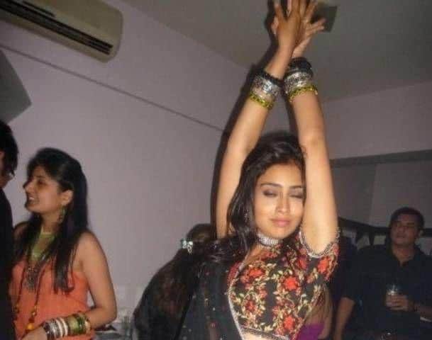 Bollywood Actresses Who Drink Alcohol In Real Life