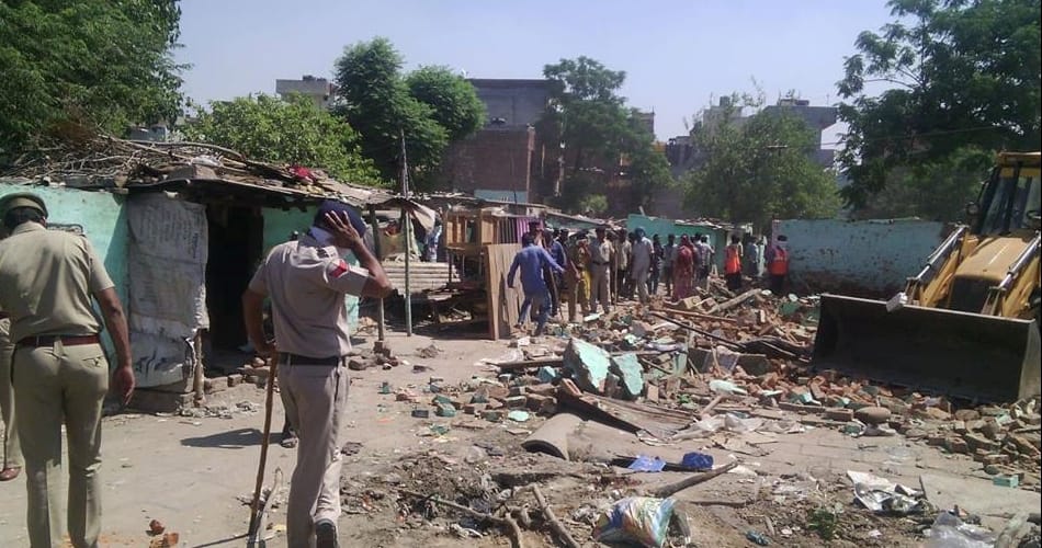 encroachment, estate office drive, chandigarh slum colony, chandigarh 