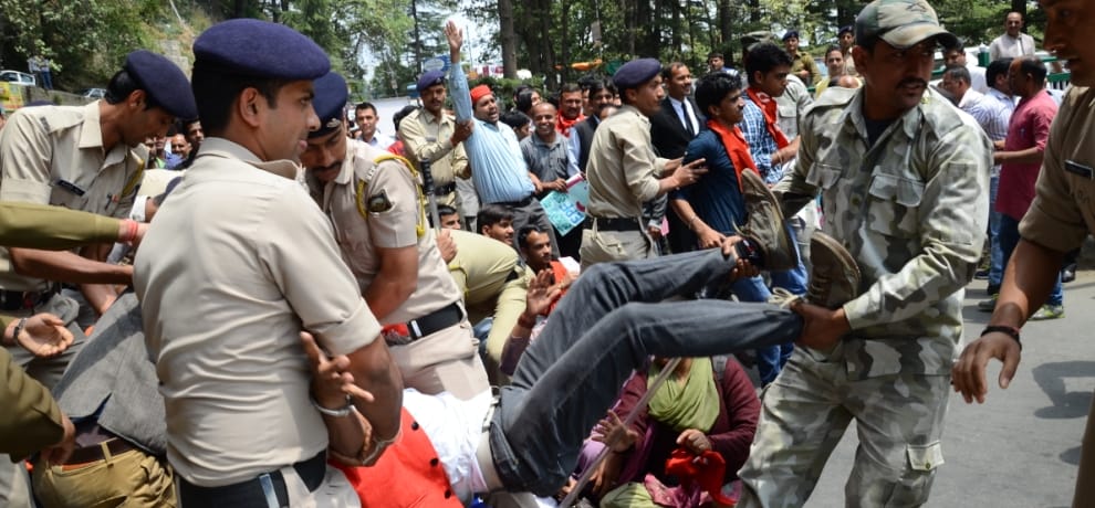 CITU protest at shimla, police arrest CITU leaders