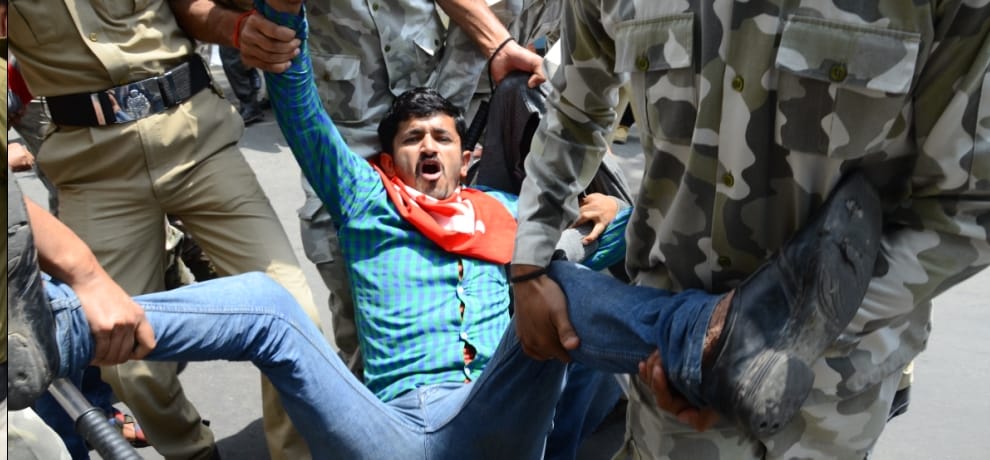 CITU protest at shimla, police arrest CITU leaders