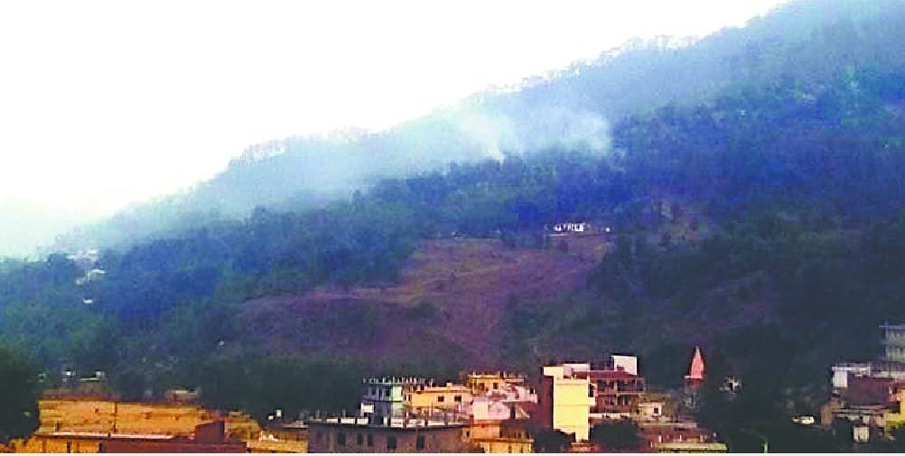 Do not see the mist from the Himalayas Kausani